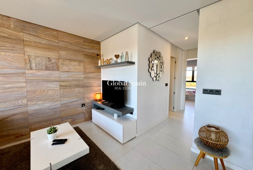 Wiederverkauf - WOHNUNG -
PILAR DE LA HORADADA - Costa Blanca