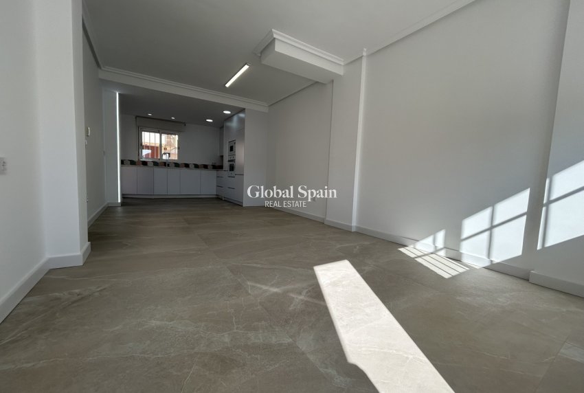 Wiederverkauf - WOHNUNG -
PILAR DE LA HORADADA - Costa Blanca