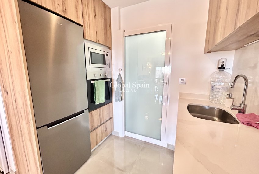Wiederverkauf - WOHNUNG -
PILAR DE LA HORADADA - Costa Blanca