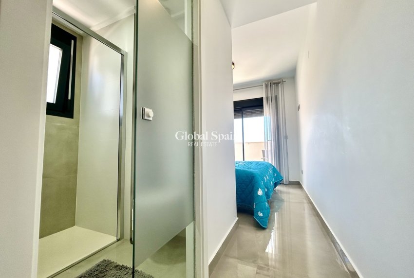 Wiederverkauf - WOHNUNG -
PILAR DE LA HORADADA - Costa Blanca