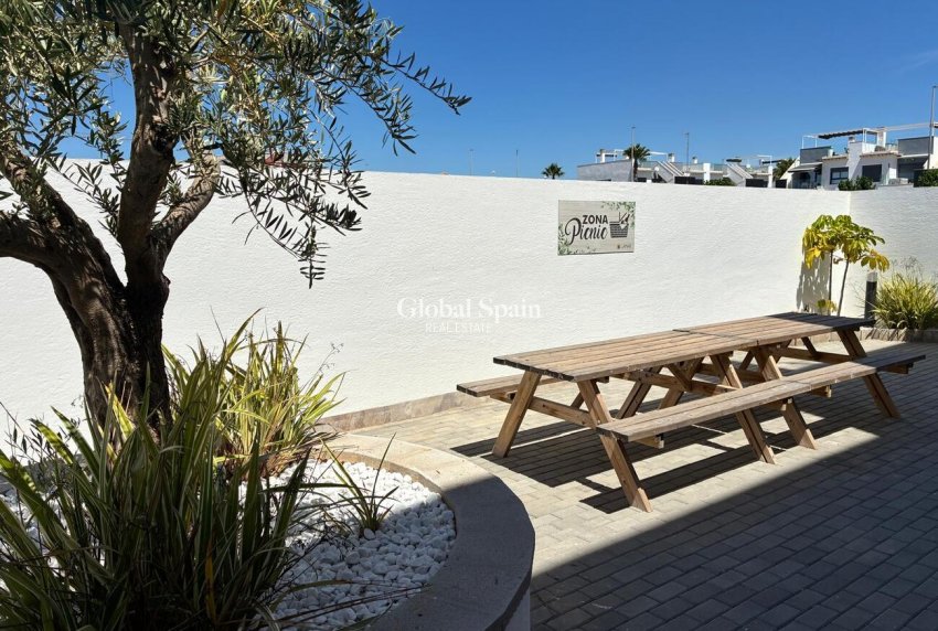 Wiederverkauf - WOHNUNG -
PILAR DE LA HORADADA - Costa Blanca