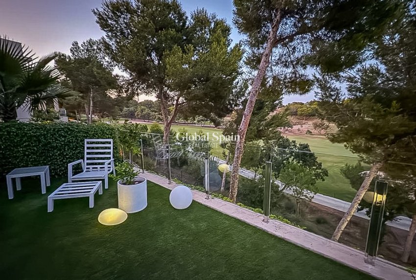 Wiederverkauf - Wohnung -
PILAR DE LA HORADADA - Lo Romero Golf