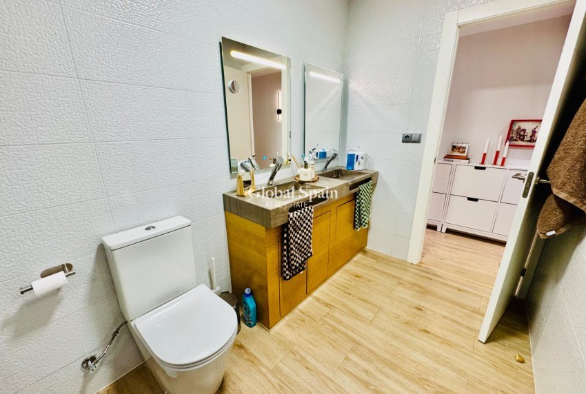 Wiederverkauf - WOHNUNG -
PILAR DE LA HORADADA - Zona Pueblo
