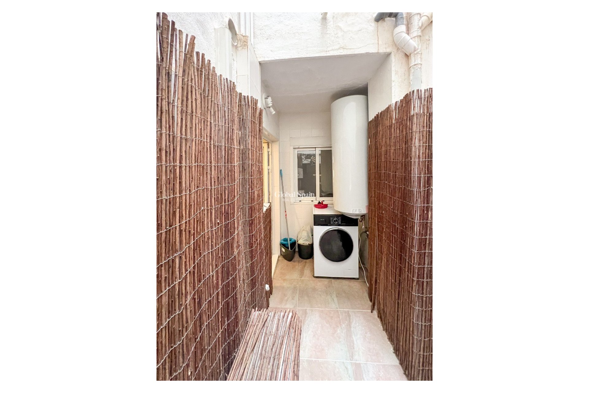 Wiederverkauf - WOHNUNG -
PLAYA DEL CURA  - Torrevieja