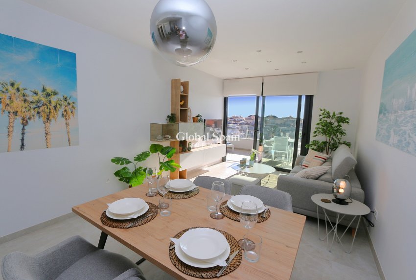 Wiederverkauf - WOHNUNG -
PLAYA FLAMENCA - Costa Blanca