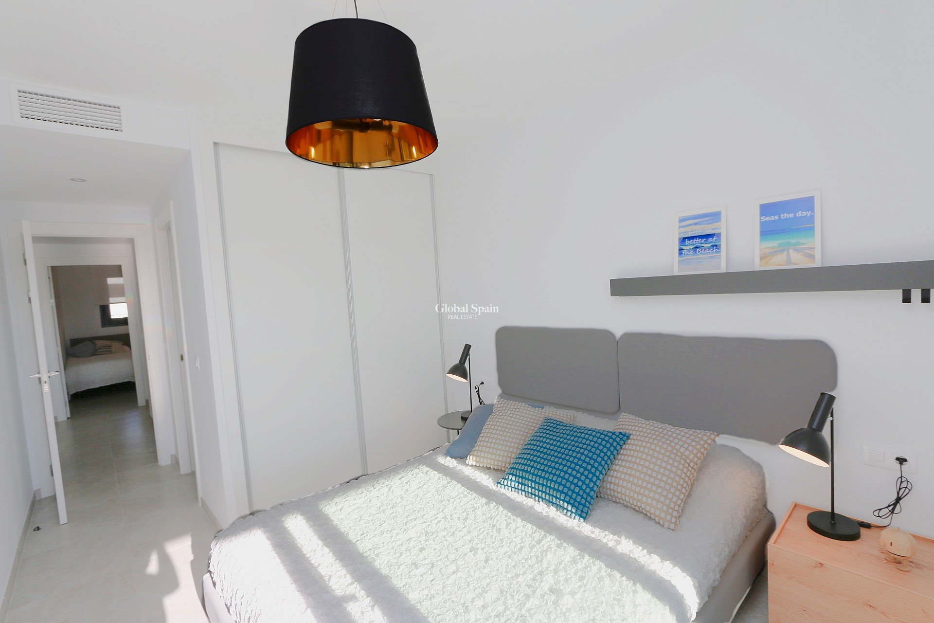 Wiederverkauf - WOHNUNG -
PLAYA FLAMENCA - Costa Blanca