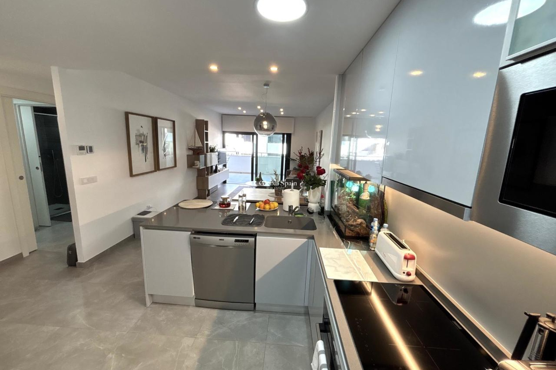 Wiederverkauf - WOHNUNG -
PLAYA FLAMENCA - Costa Blanca