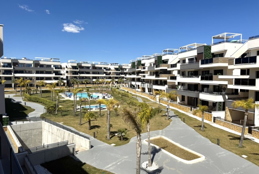 Wiederverkauf - WOHNUNG -
PLAYA FLAMENCA - Costa Blanca