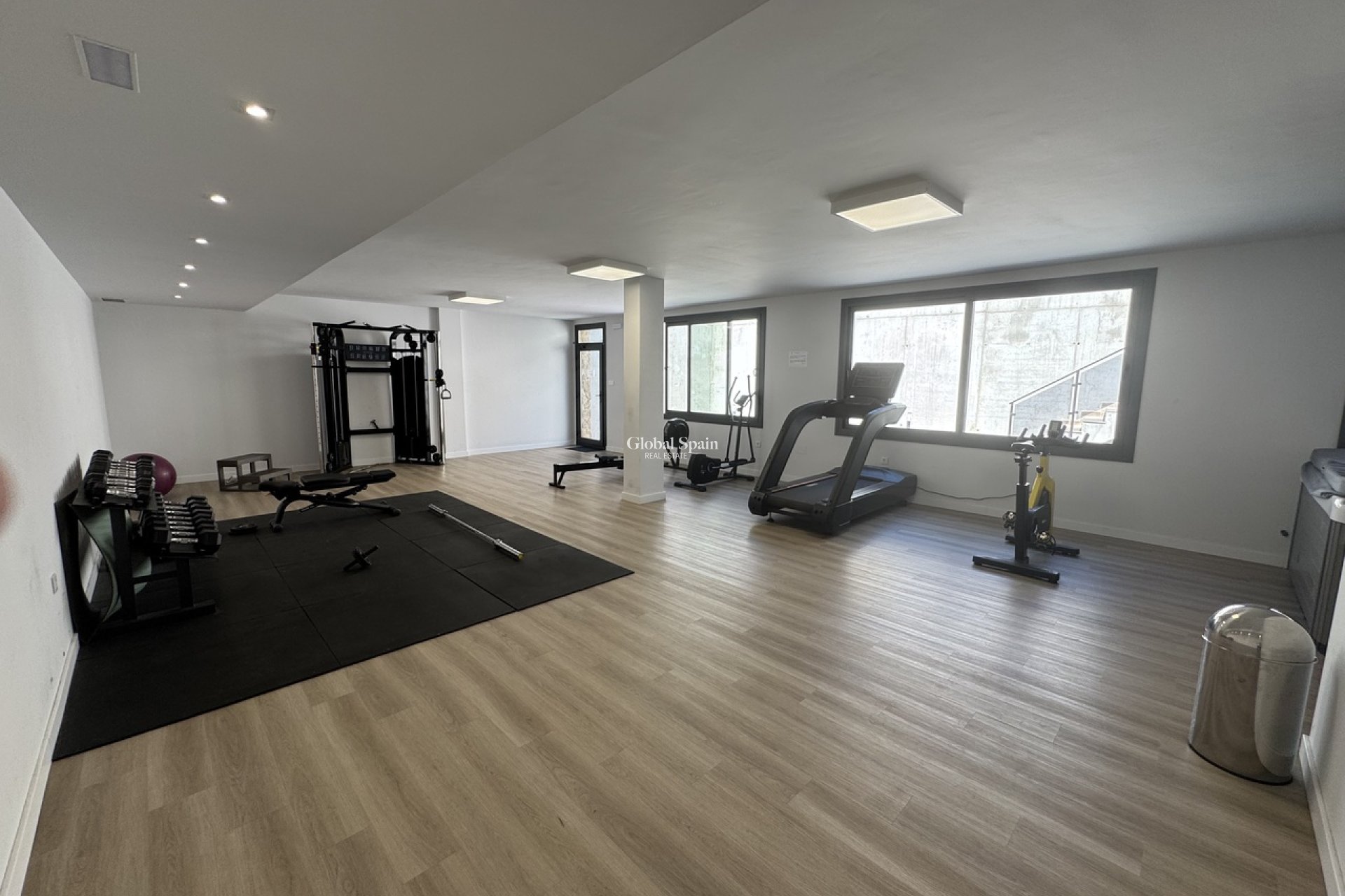 Wiederverkauf - WOHNUNG -
PLAYA FLAMENCA - Costa Blanca