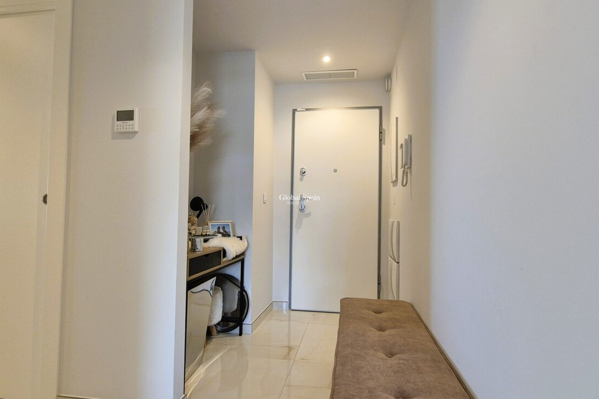 Wiederverkauf - WOHNUNG -
PLAYA FLAMENCA - Costa Blanca