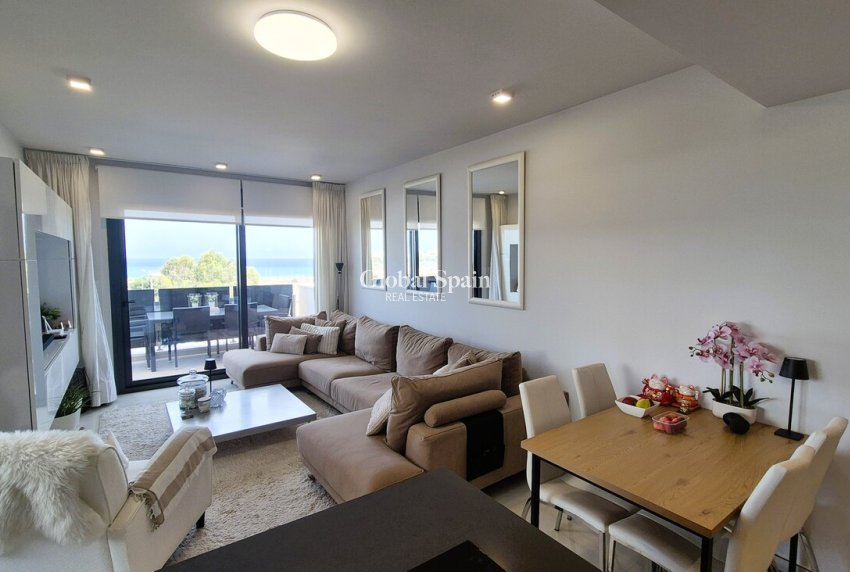 Wiederverkauf - WOHNUNG -
PLAYA FLAMENCA - Costa Blanca