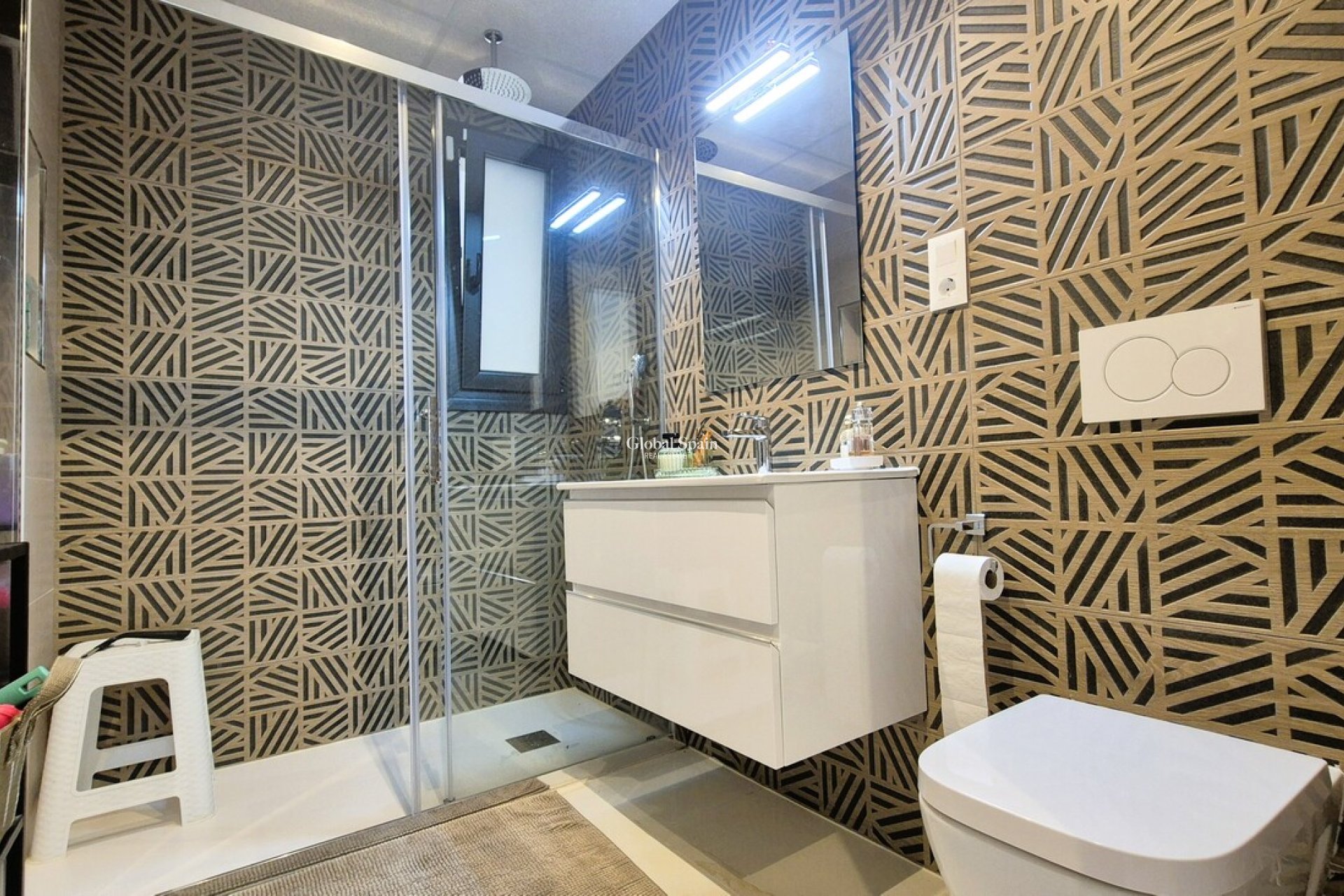 Wiederverkauf - WOHNUNG -
PLAYA FLAMENCA - Costa Blanca