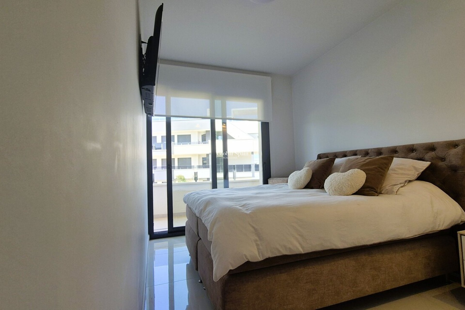 Wiederverkauf - WOHNUNG -
PLAYA FLAMENCA - Costa Blanca