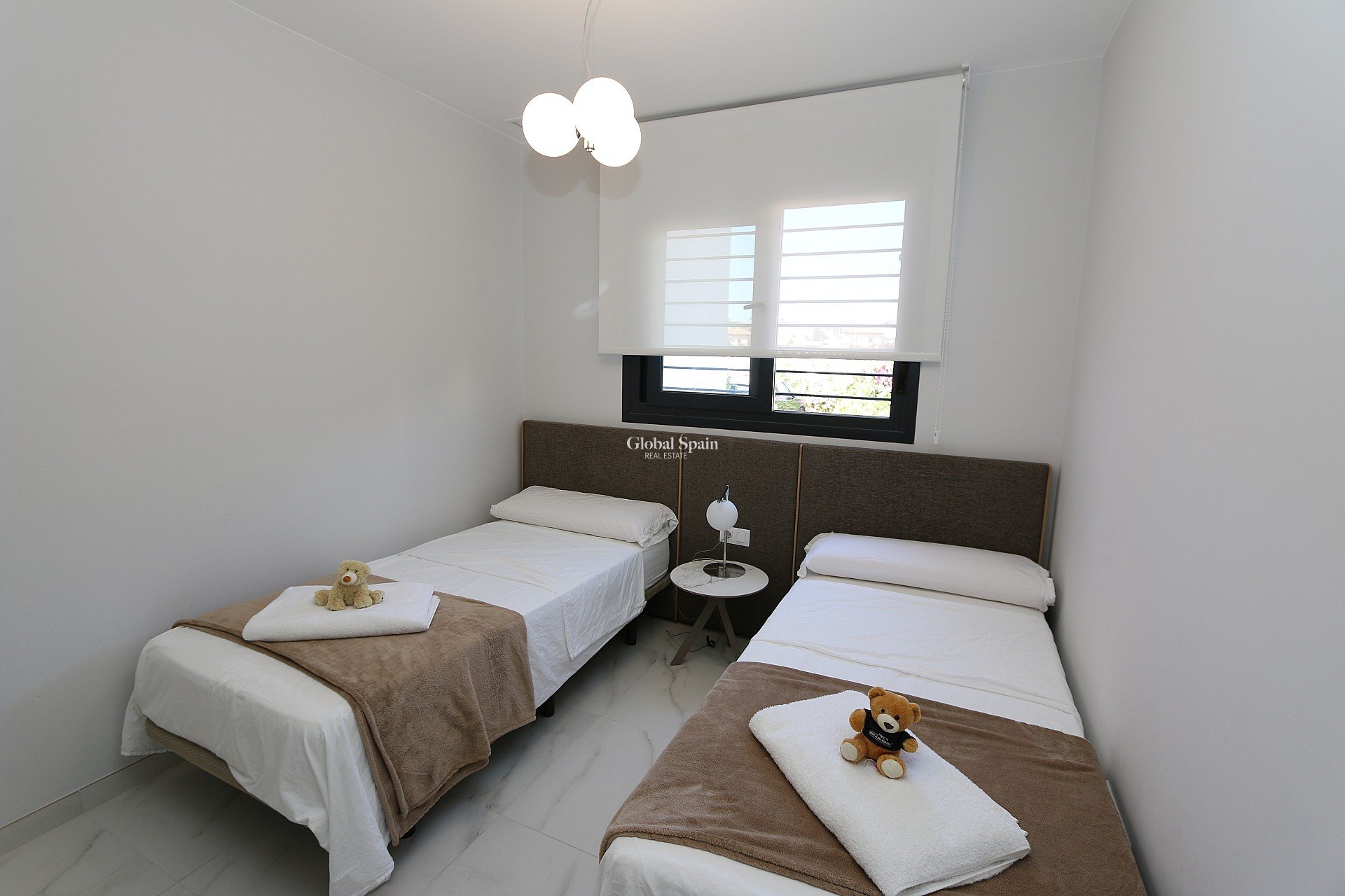 Wiederverkauf - WOHNUNG -
PLAYA FLAMENCA - Costa Blanca