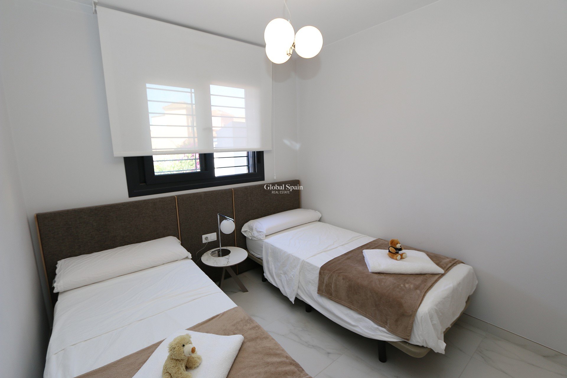 Wiederverkauf - WOHNUNG -
PLAYA FLAMENCA - Costa Blanca