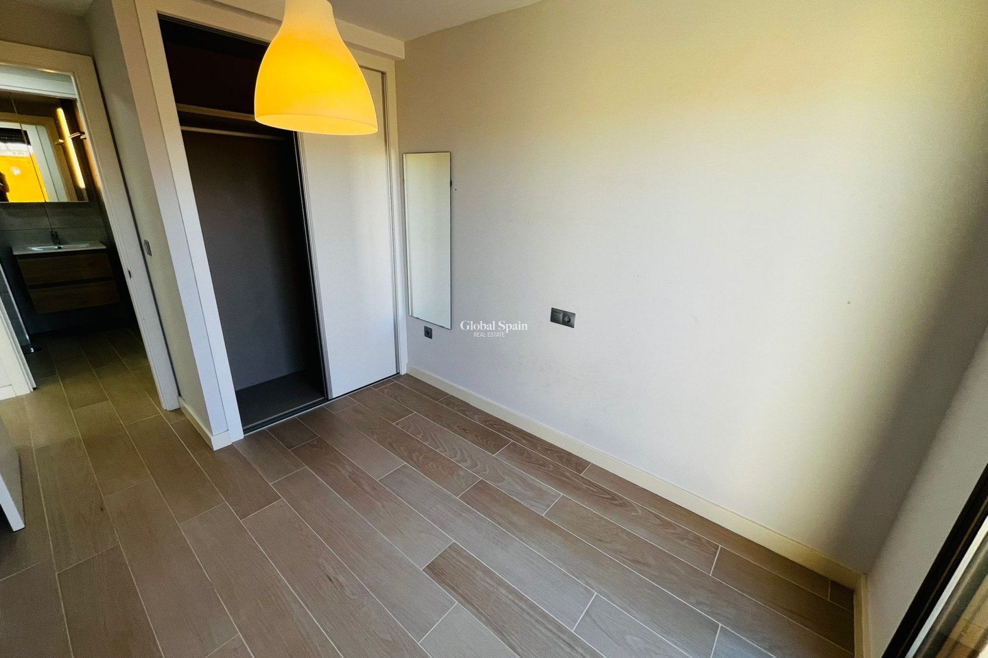 Wiederverkauf - WOHNUNG -
PLAYA HONDA - Costa Calida