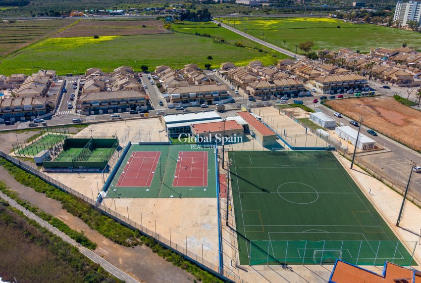 Wiederverkauf - WOHNUNG -
PLAYA HONDA - Costa Calida