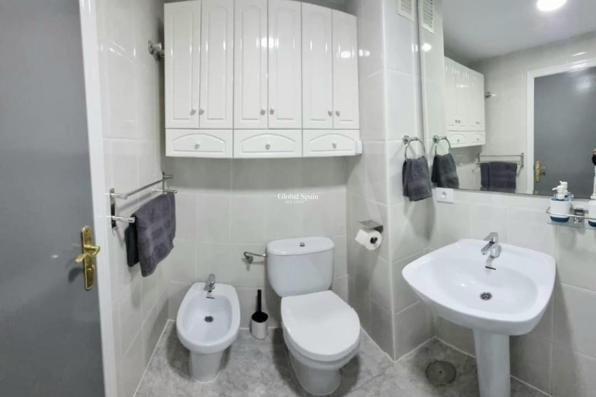 Wiederverkauf - WOHNUNG -
PUERTO DE MAZARRÓN - Paseo