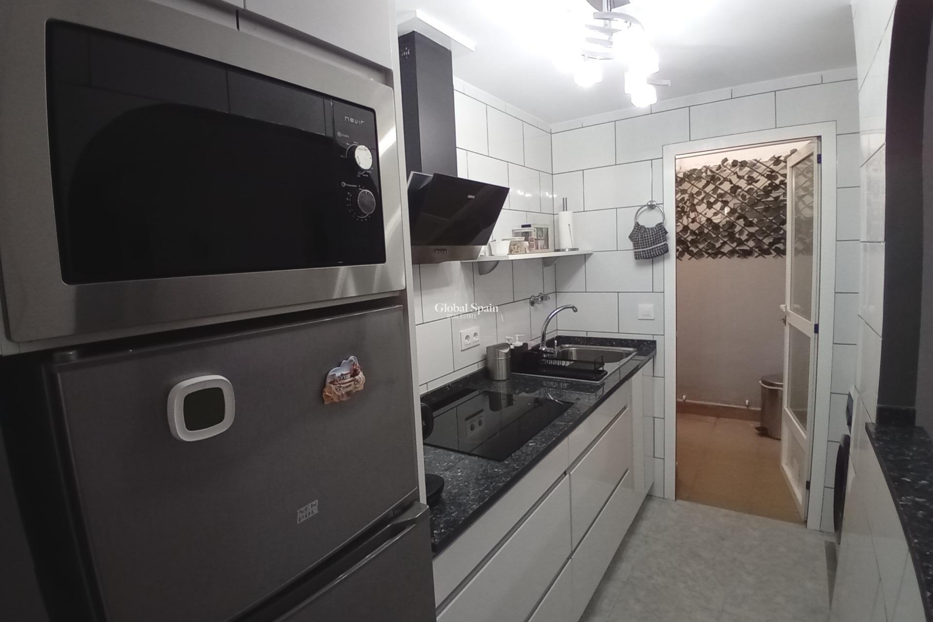 Wiederverkauf - WOHNUNG -
PUERTO DE MAZARRÓN - Paseo