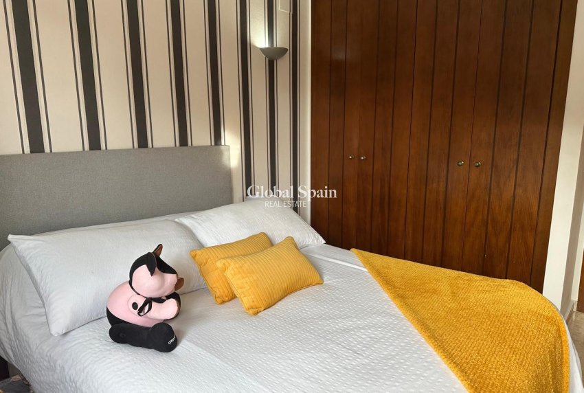 Wiederverkauf - WOHNUNG -
PUNTA PRIMA - Costa Blanca