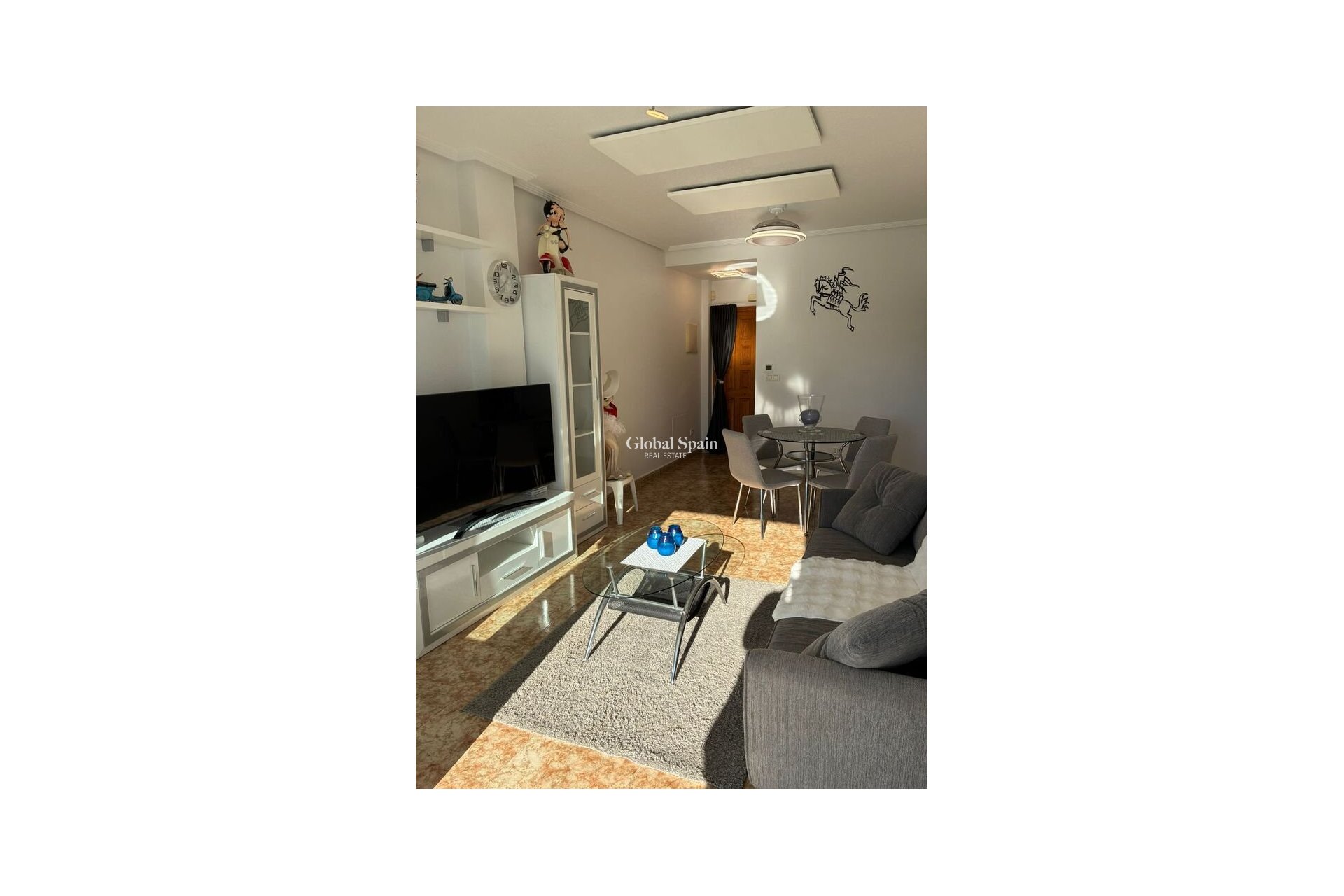 Wiederverkauf - WOHNUNG -
PUNTA PRIMA - Costa Blanca