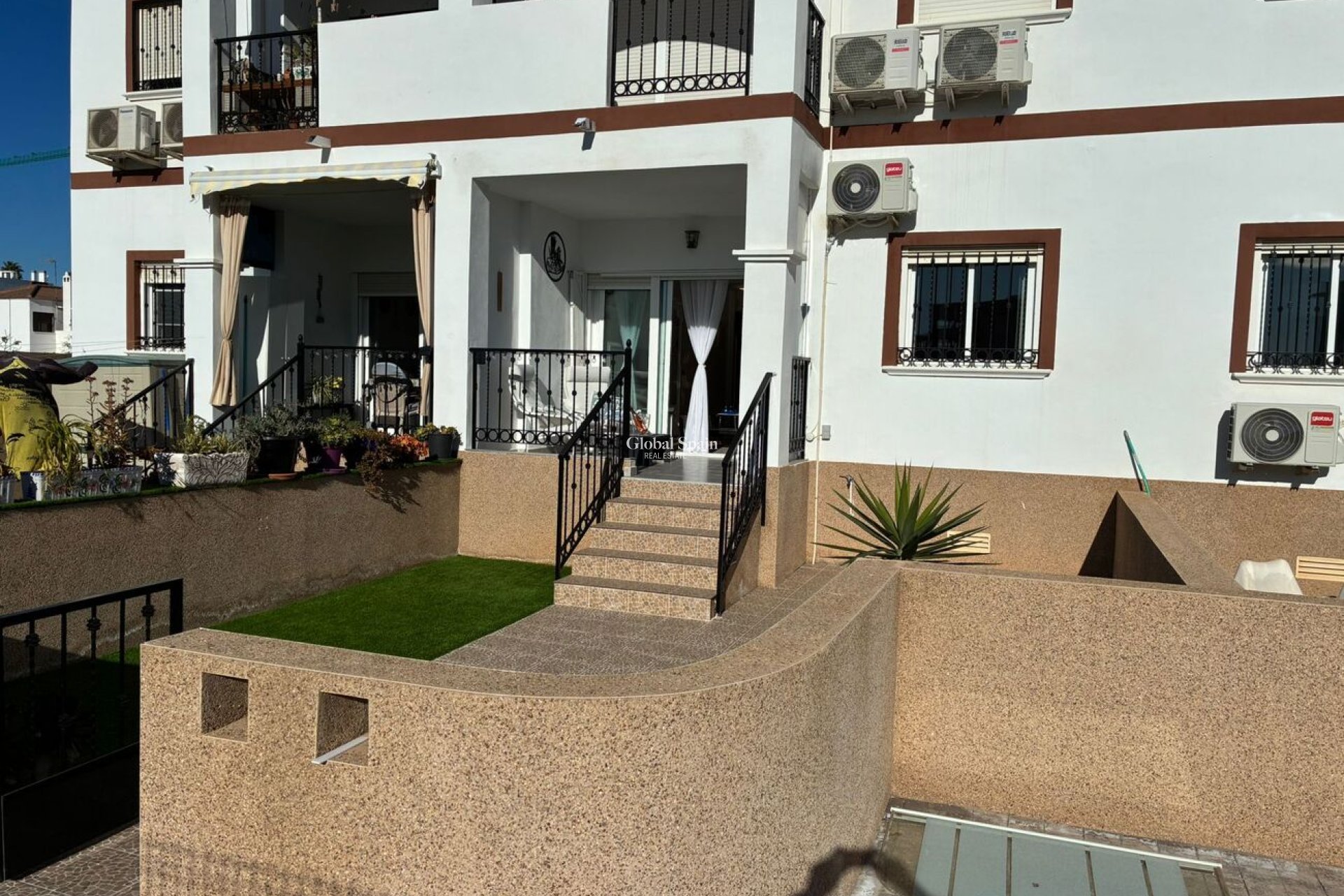 Wiederverkauf - WOHNUNG -
PUNTA PRIMA - Costa Blanca
