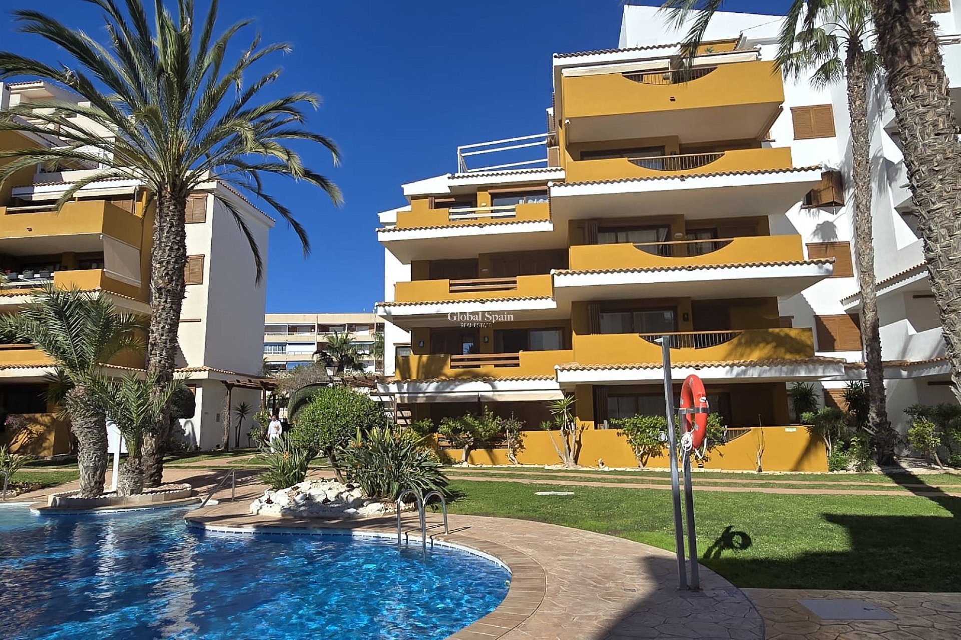 Wiederverkauf - WOHNUNG -
PUNTA PRIMA - Costa Blanca