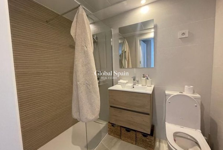 Wiederverkauf - WOHNUNG -
PUNTA PRIMA - Costa Blanca