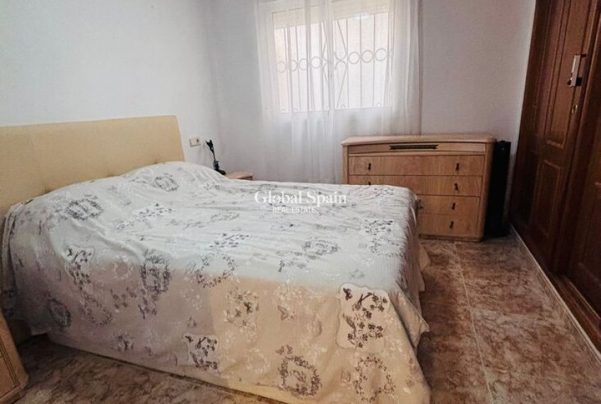 Wiederverkauf - WOHNUNG -
PUNTA PRIMA - Costa Blanca