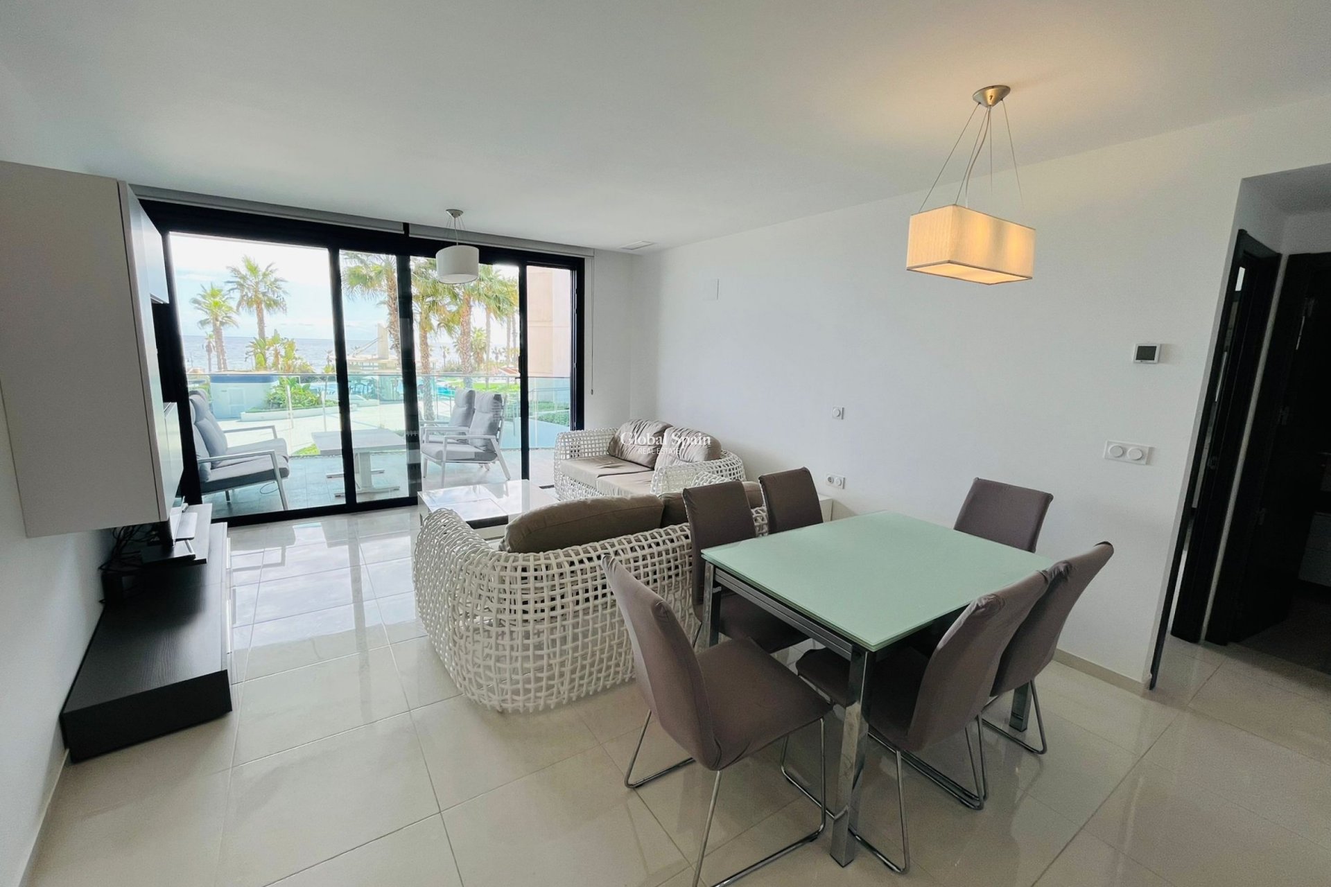 Wiederverkauf - WOHNUNG -
PUNTA PRIMA - Costa Blanca