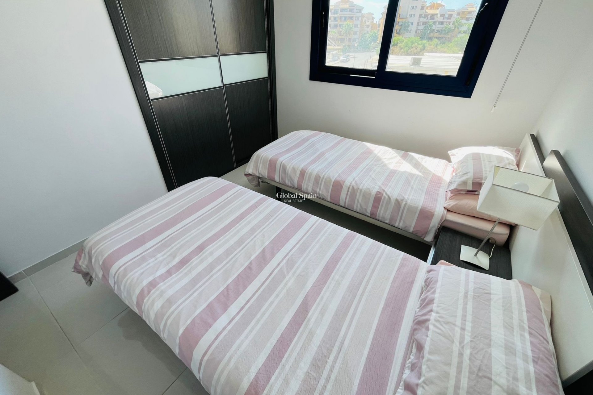 Wiederverkauf - WOHNUNG -
PUNTA PRIMA - Costa Blanca