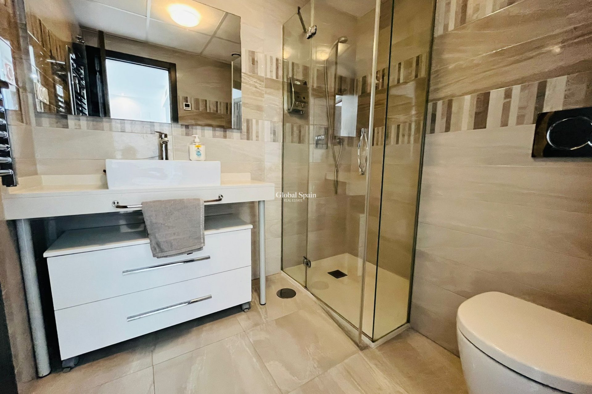 Wiederverkauf - WOHNUNG -
PUNTA PRIMA - Costa Blanca