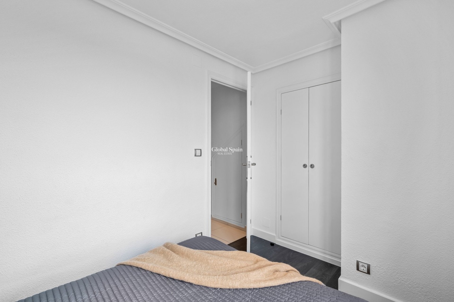 Wiederverkauf - WOHNUNG -
PUNTA PRIMA - Costa Blanca