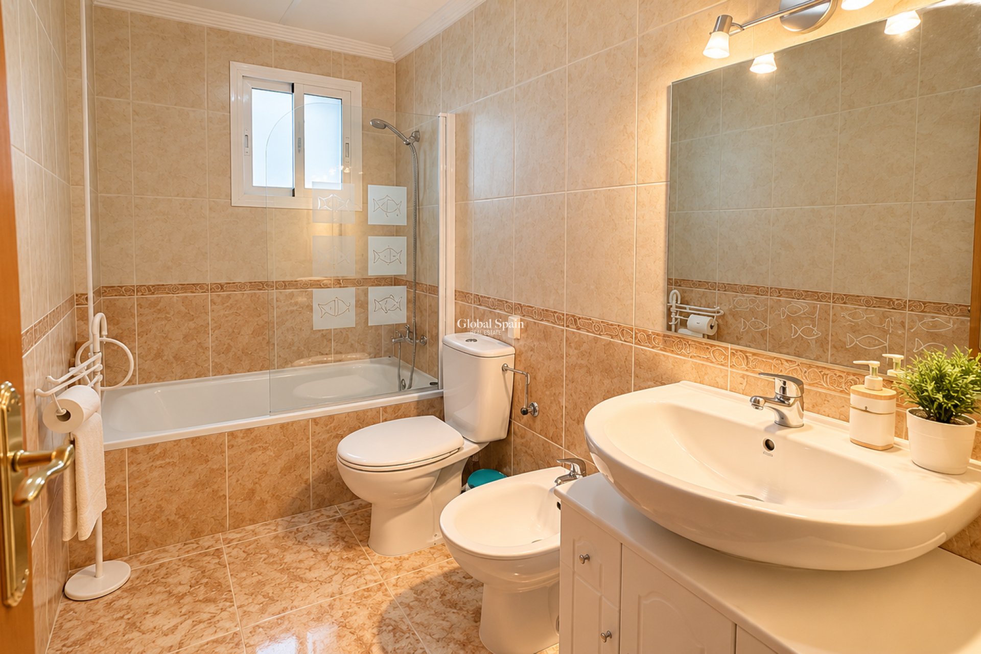 Wiederverkauf - WOHNUNG -
PUNTA PRIMA - Costa Blanca