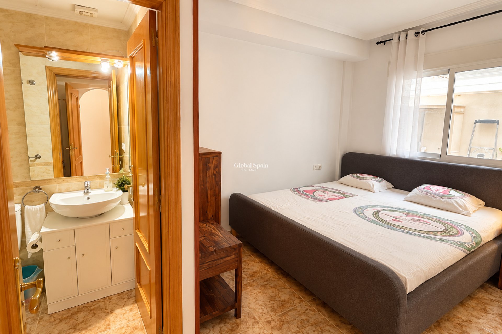 Wiederverkauf - WOHNUNG -
PUNTA PRIMA - Costa Blanca