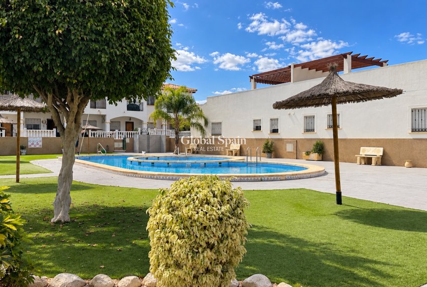 Wiederverkauf - WOHNUNG -
PUNTA PRIMA - Costa Blanca