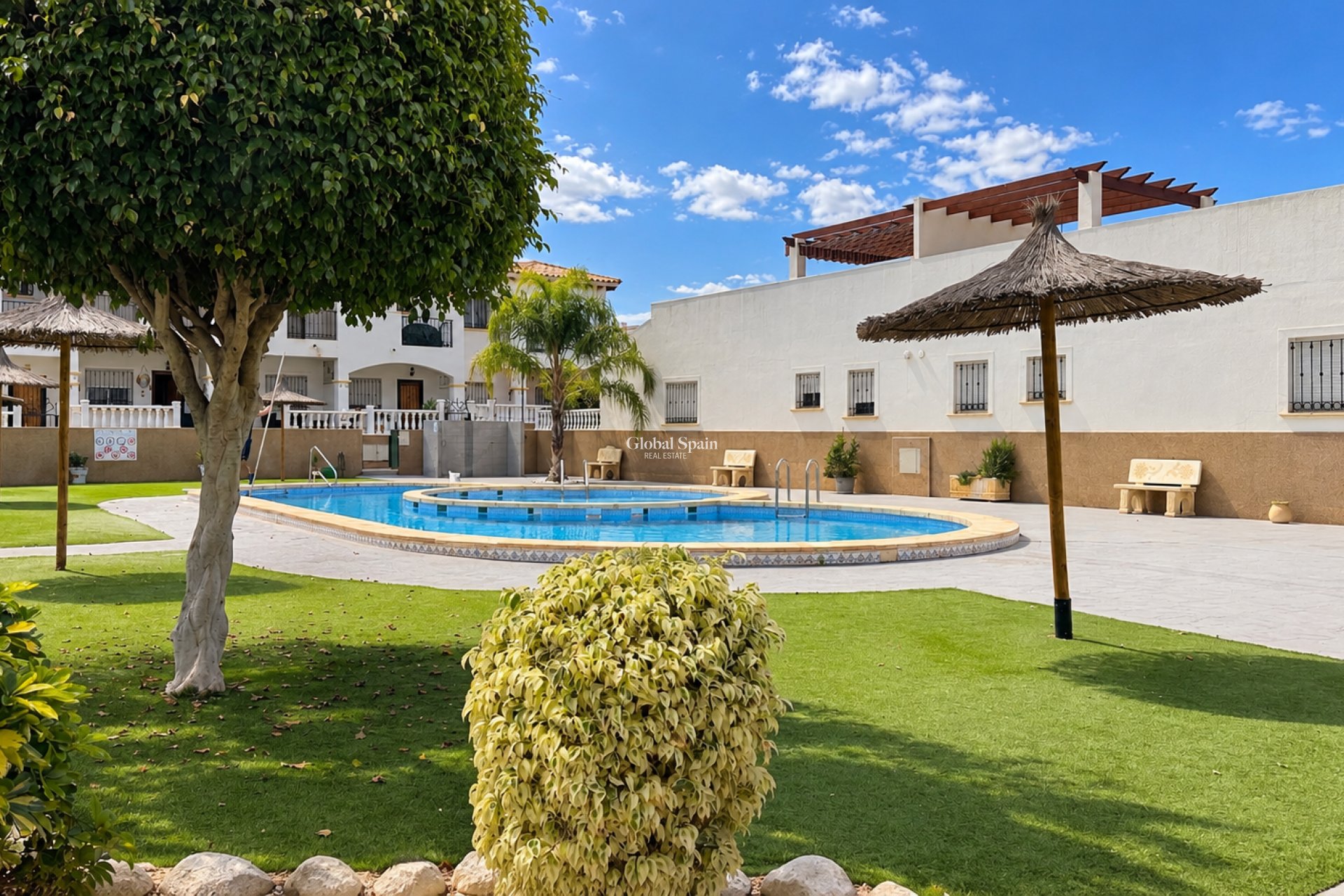 Wiederverkauf - WOHNUNG -
PUNTA PRIMA - Costa Blanca