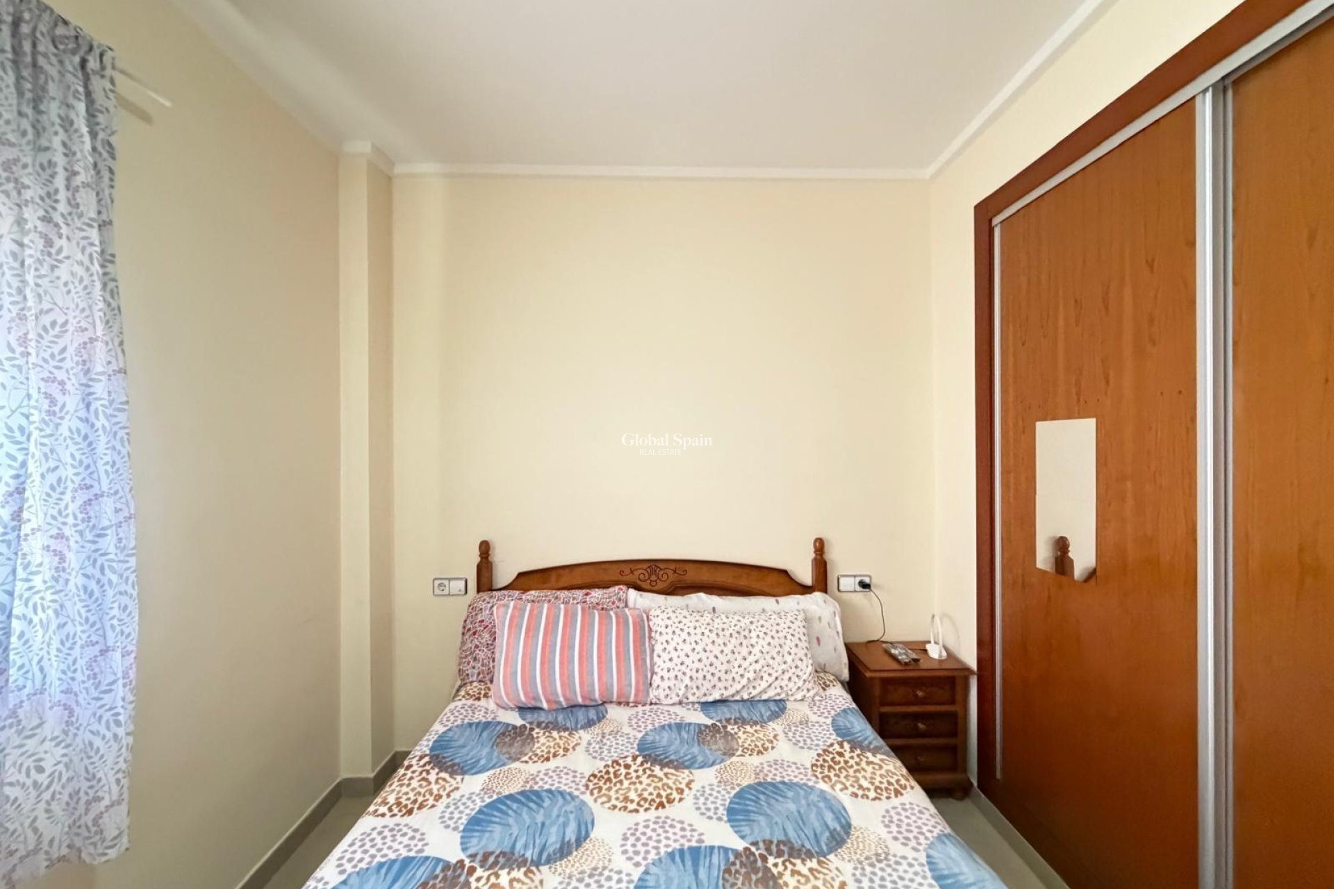 Wiederverkauf - WOHNUNG -
ROJALES - Doña Pepa