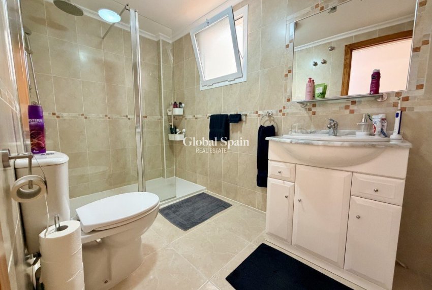 Wiederverkauf - WOHNUNG -
SAN FULGENCIO - Costa Blanca