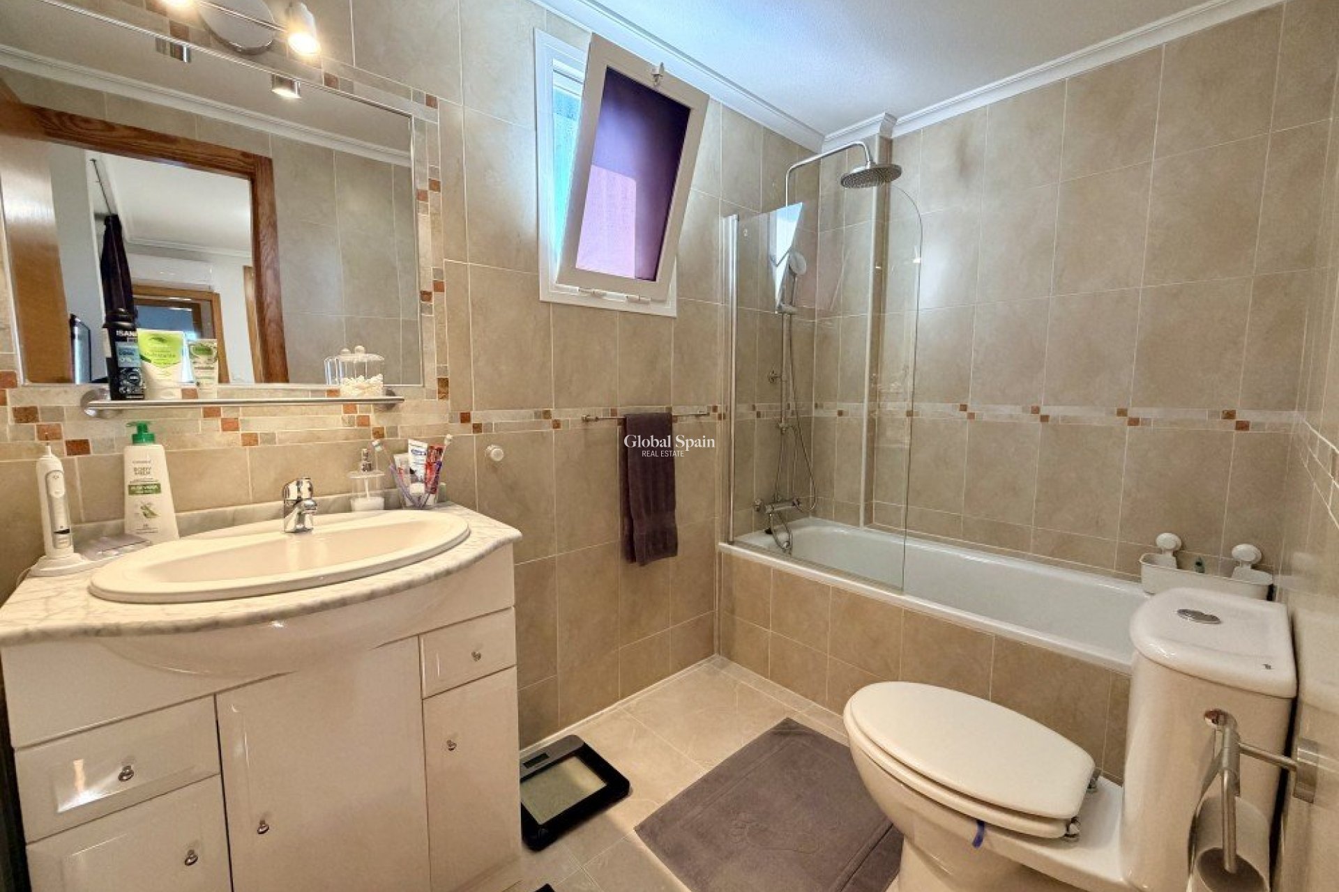 Wiederverkauf - WOHNUNG -
SAN FULGENCIO - Costa Blanca