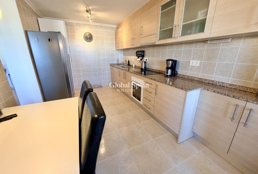 Wiederverkauf - WOHNUNG -
SAN FULGENCIO - Costa Blanca