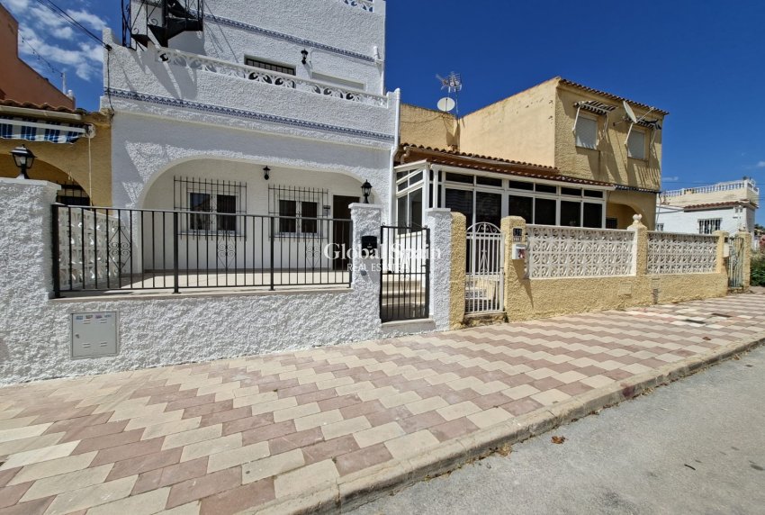 Wiederverkauf - WOHNUNG -
SAN FULGENCIO - Costa Blanca