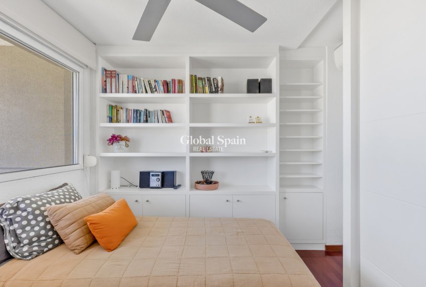 Wiederverkauf - WOHNUNG -
SAN JUAN DE ALICANTE - Costa Blanca