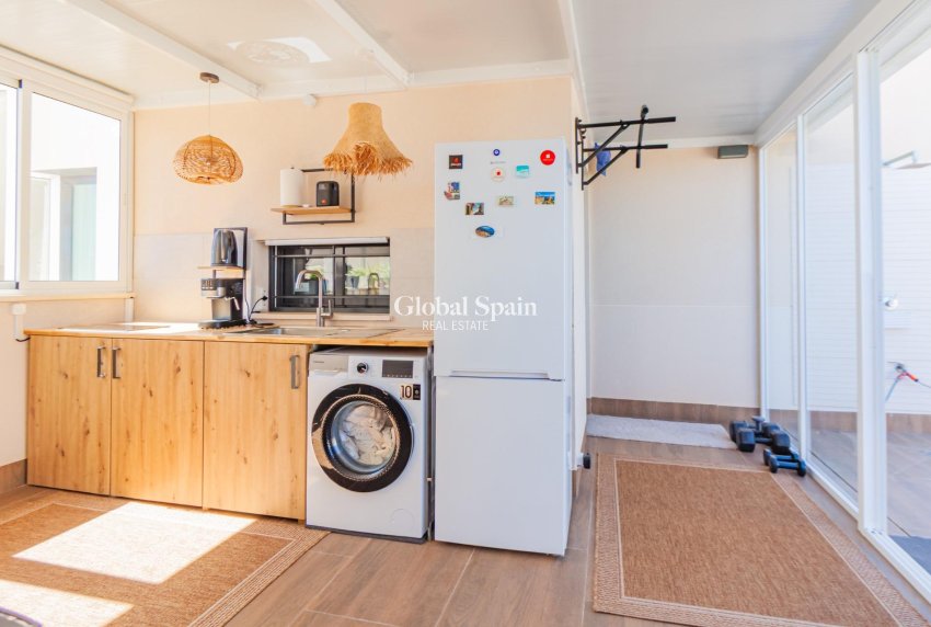 Wiederverkauf - WOHNUNG -
SAN MIGUEL DE SALINAS - Bellavista