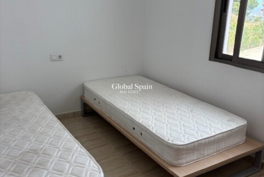 Wiederverkauf - WOHNUNG -
SAN MIGUEL DE SALINAS - Costa Blanca