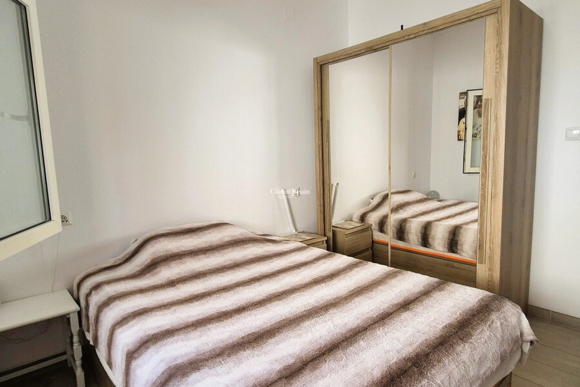 Wiederverkauf - WOHNUNG -
SAN MIGUEL DE SALINAS - Costa Blanca