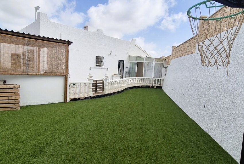 Wiederverkauf - WOHNUNG -
SAN MIGUEL DE SALINAS - Costa Blanca