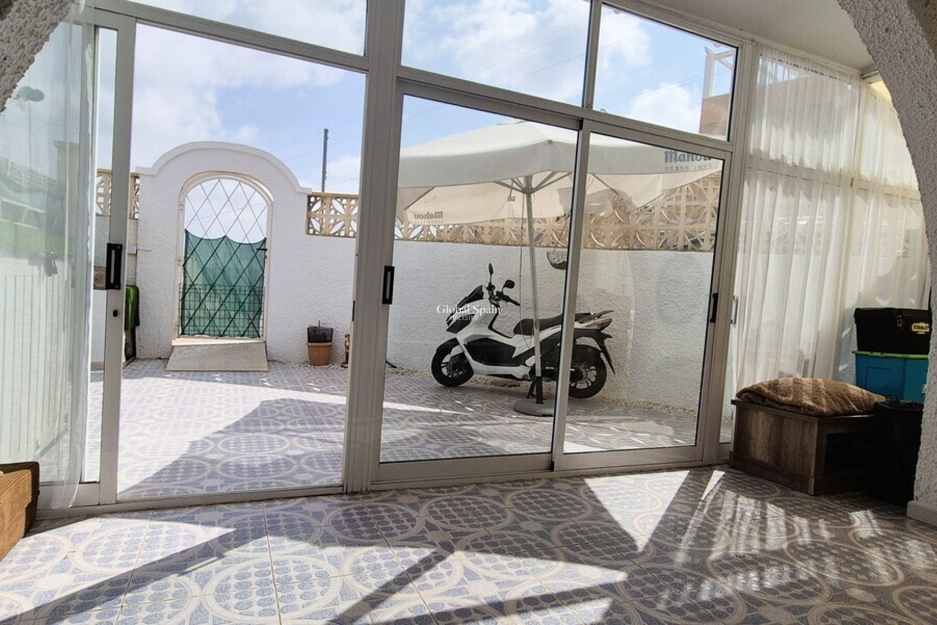 Wiederverkauf - WOHNUNG -
SAN MIGUEL DE SALINAS - Costa Blanca