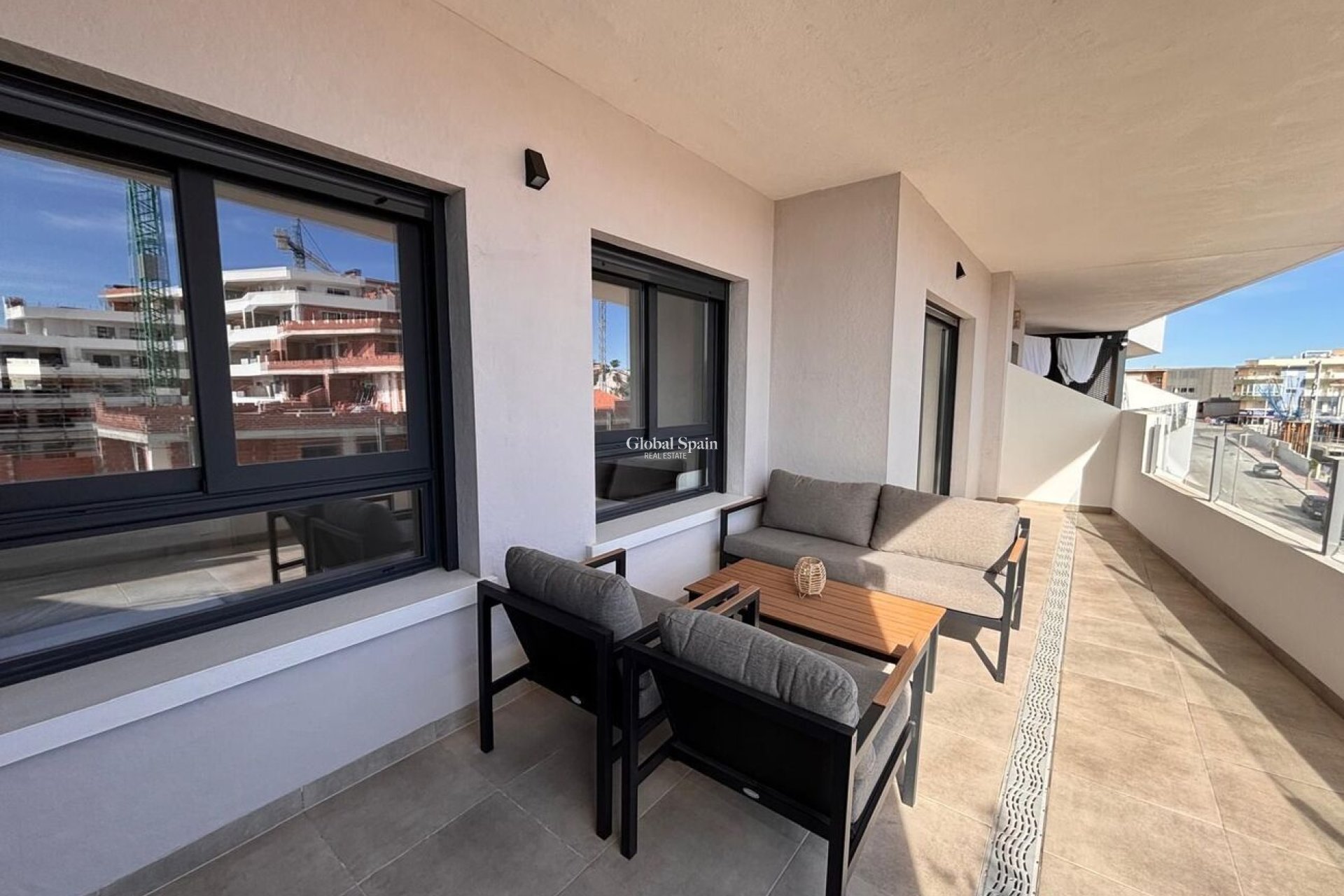 Wiederverkauf - WOHNUNG -
SAN MIGUEL DE SALINAS - Costa Blanca
