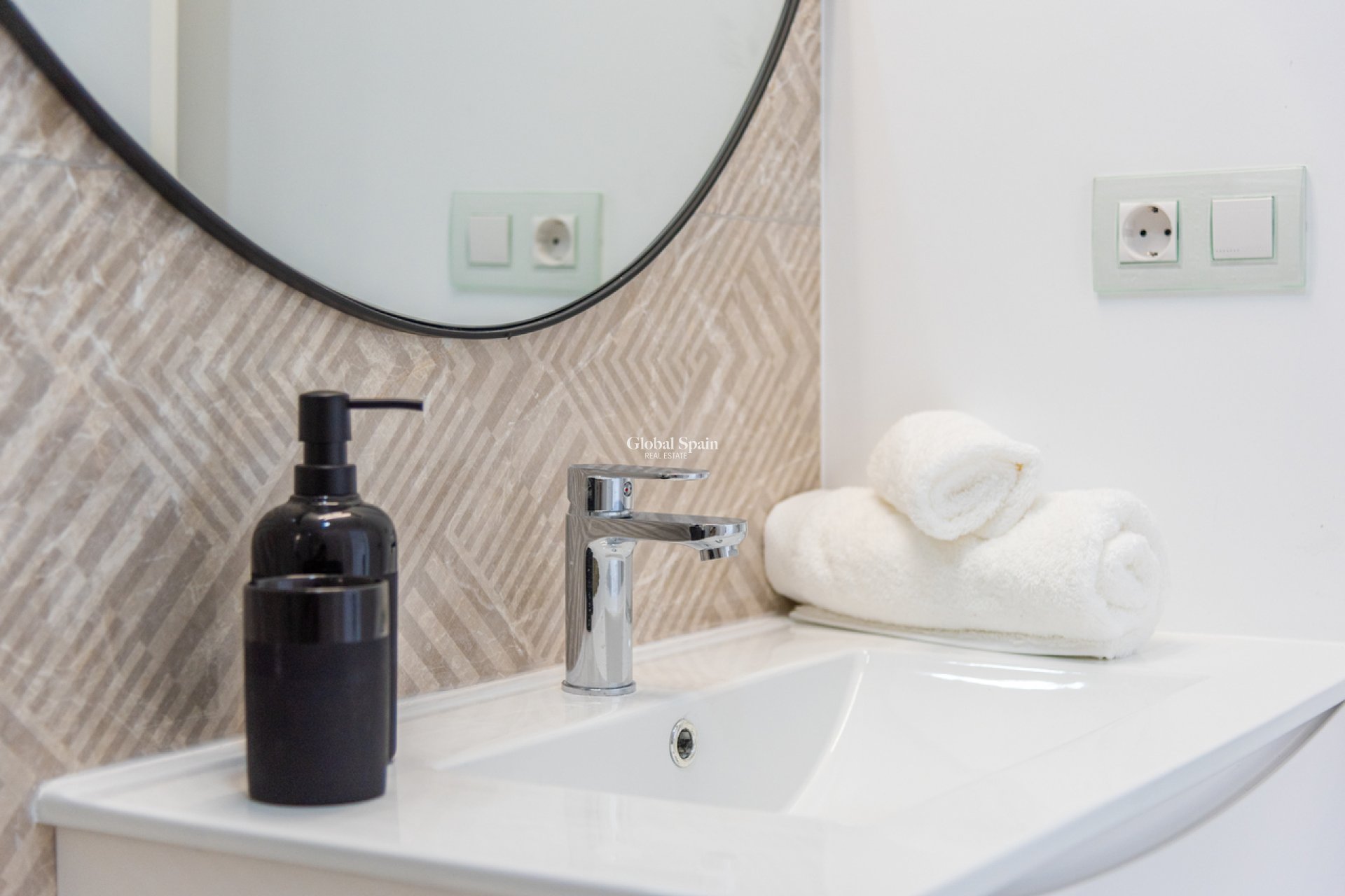 Wiederverkauf - WOHNUNG -
SAN MIGUEL DE SALINAS - Inland